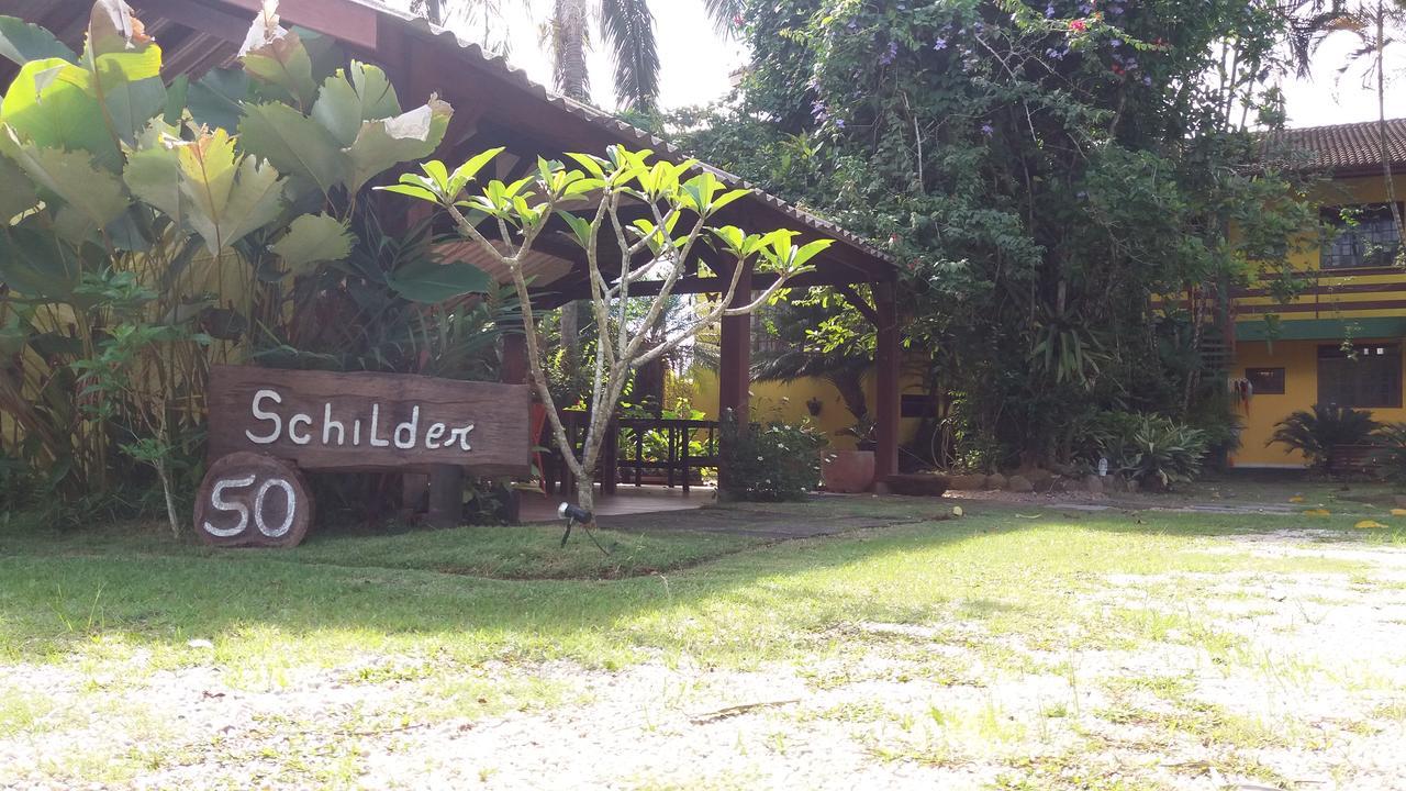 Chales Schilder * Ubatuba